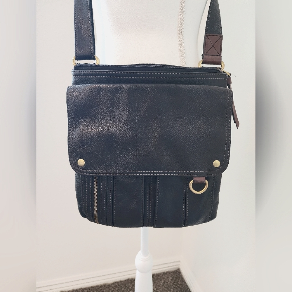 Fossil Full Grain Leather Organizer Crossbody Bag